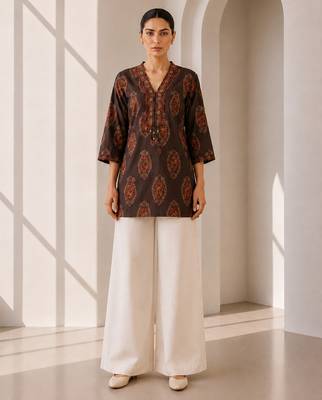 Philauri women's brown printed short kurti 1