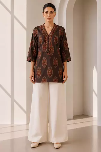 Philauri women's brown printed short kurti