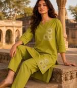 Philauri women thread work co-ord set