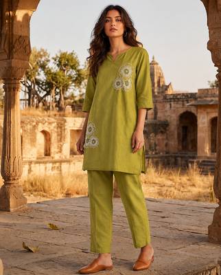 Philauri women thread work co-ord set 5