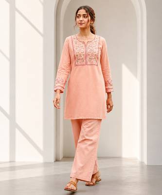 Philauri women pink embroiderd co-ord set 1
