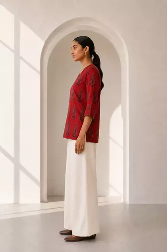 Philauri women's rust red short kurti