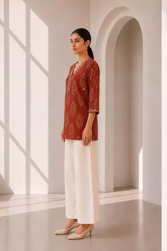 Philauri women's red short kurti