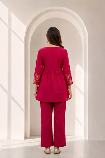 Philauri women's pink flare co ords set