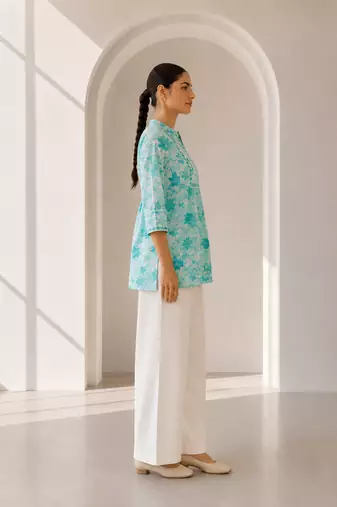 Philauri women's white short kurti