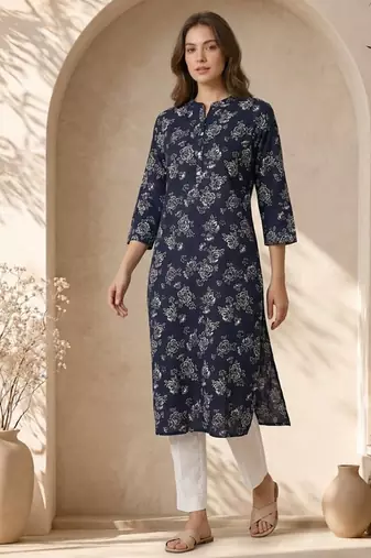 Philauri women blue floral printed straight kurta