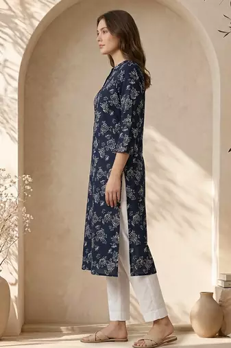 Philauri women blue floral printed straight kurta