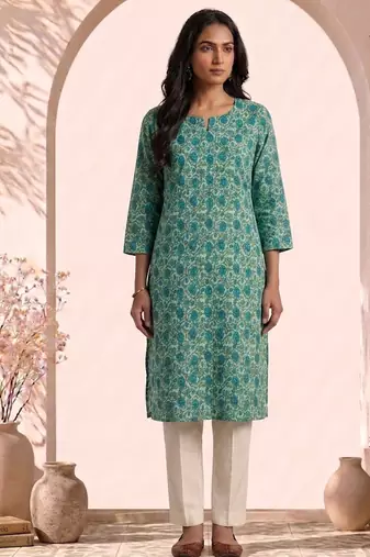 Philauri women gren floral printed straight kurta