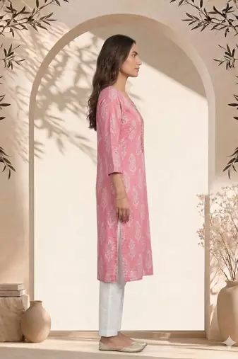 Philauri women pink printed straight kurta