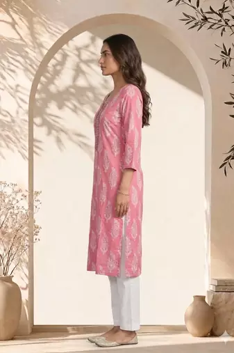Philauri women pink printed straight kurta