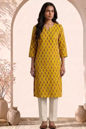Philauri women yellow buta printed straight kurta