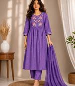 Philauri women's embroidered purple kurta set