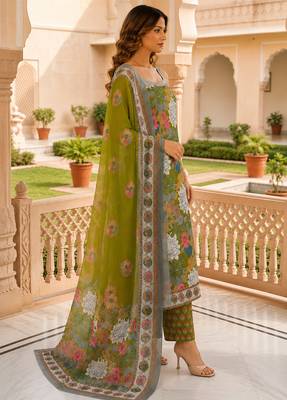 Women floral printed sleeveless kurta 4