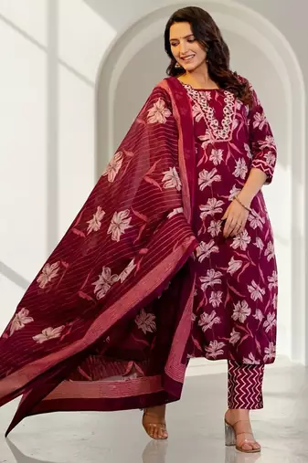 Women floral printed kurta pant with dupatta set