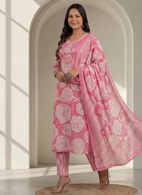 Women floral printed kurta pant with dupatta set 3