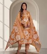 Women floral printed kurta pant with dupatta set