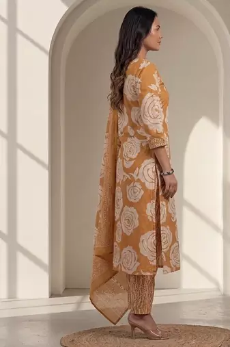 Women floral printed kurta pant with dupatta set