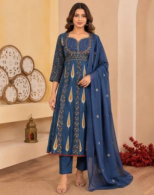 Philauri women kurta pant with dupatta set 1