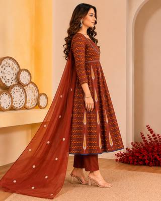 Philauri women kurta pant with dupatta set 5