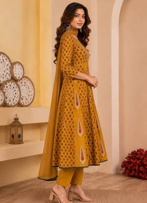 Philauri women kurta pant with dupatta set 3