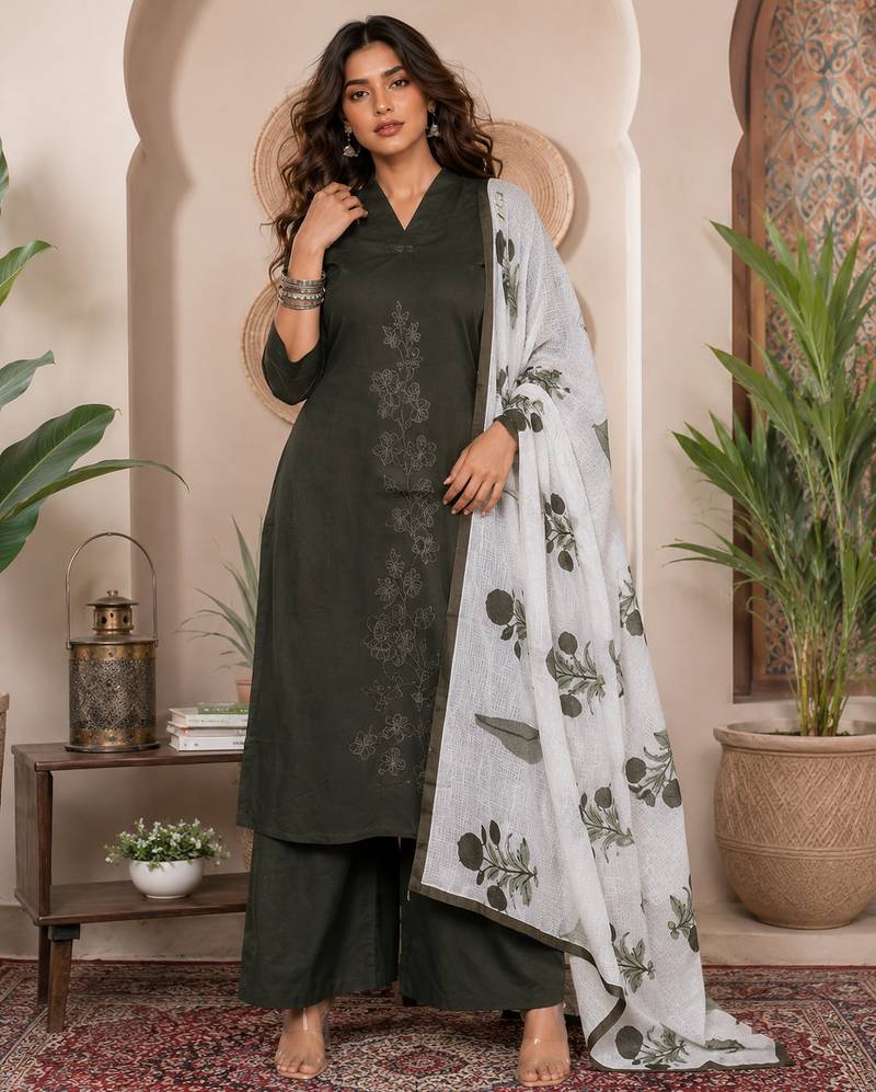 Philauri women kurta pant with dupatta set