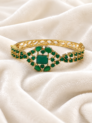Green stone gold-tone kada bangle bracelet with openable clasp free size  1