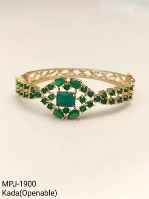 Green stone gold-tone kada bangle bracelet with openable clasp free size  4