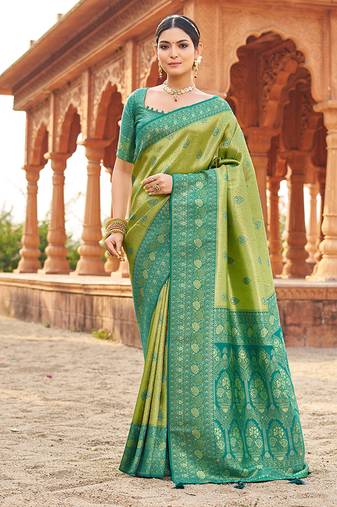 Women's green soft banarasi silk blend zari woven saree with blouse