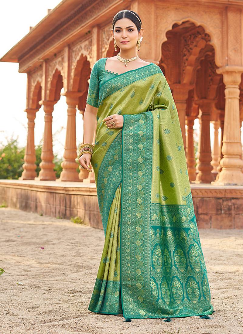 Women's green soft banarasi silk blend zari woven saree with blouse
