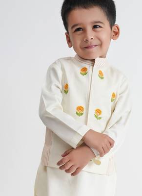 Off white floral embroidered cotton bundi jacket 1