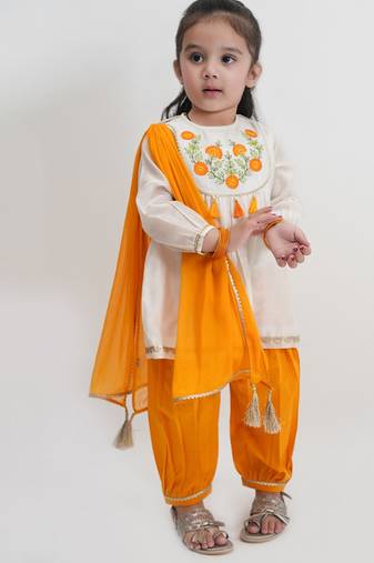 Off white floral embroidered cotton kurti set