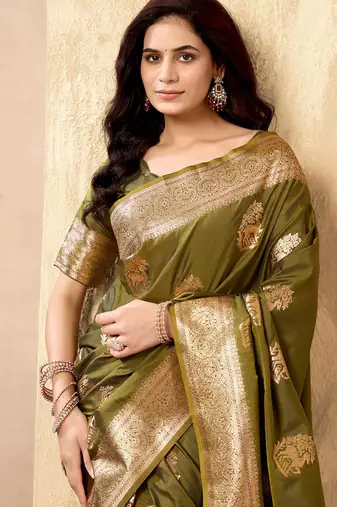 Mehendi green banarasi silk blend zari weaving saree with blouse piece