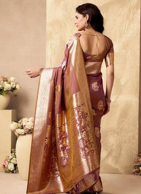 Mauve banarasi silk blend zari weaving saree with blouse piece 3