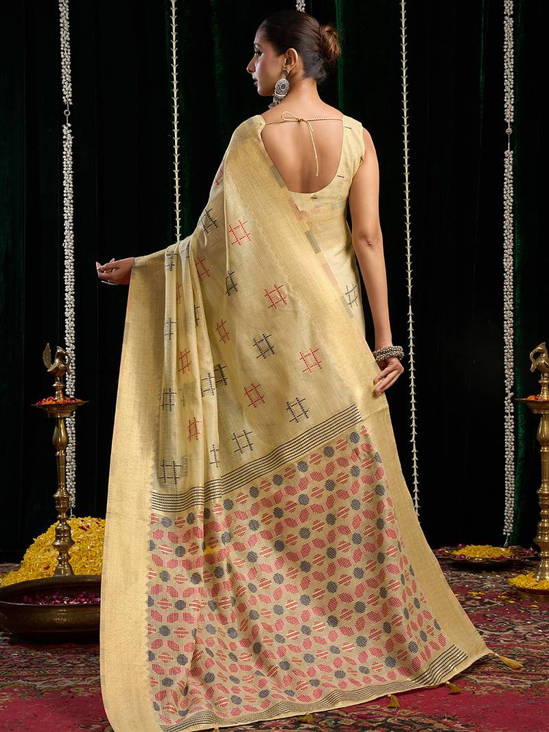 Cream handloom cotton blend geometric threadwork saree with blouse piece