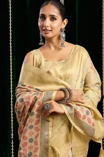 Cream handloom cotton blend geometric threadwork saree with blouse piece