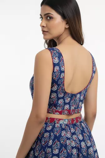 Blue cotton sanganeri printed non padded blouse