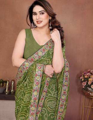 Comely green sequins embroidered georgette festival saree 2
