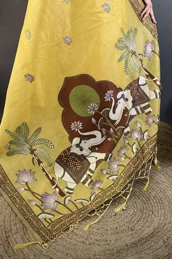 Yellow cotton woven design saree with unstitched blouse piece
