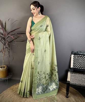 Green cotton woven design saree with unstitched blouse piece 1