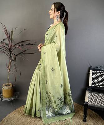 Green cotton woven design saree with unstitched blouse piece 2
