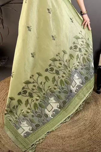 Green cotton woven design saree with unstitched blouse piece