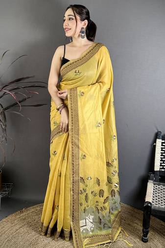 Yellow cotton woven design saree with unstitched blouse piece