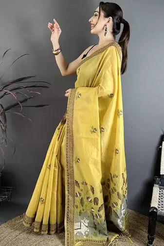 Yellow cotton woven design saree with unstitched blouse piece
