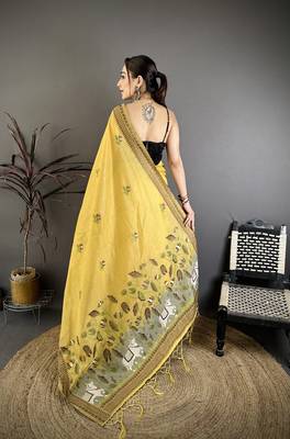 Yellow cotton woven design saree with unstitched blouse piece 4