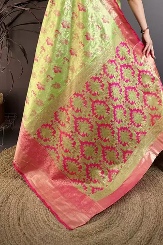 Pista kanjeevaram silk blend woven design saree with unstitched blouse piece