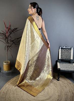 Cream kanjeevaram silk blend woven design saree with unstitched blouse piece 5