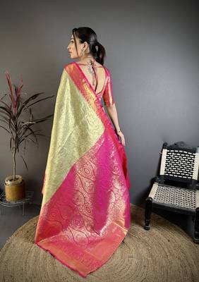 Pista kanjeevaram silk blend woven design saree with unstitched blouse piece 5