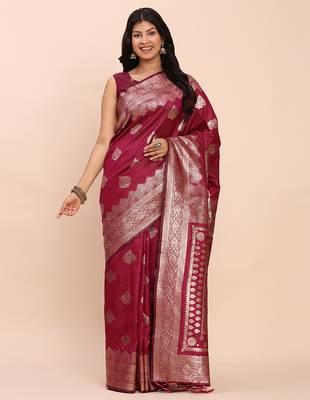 pink banarasi silk blend saree with banatasi silk blend blouse 1