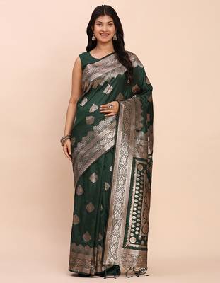 green banarasi silk blend saree with banatasi silk blend blouse 1