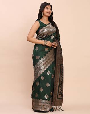 green banarasi silk blend saree with banatasi silk blend blouse 3